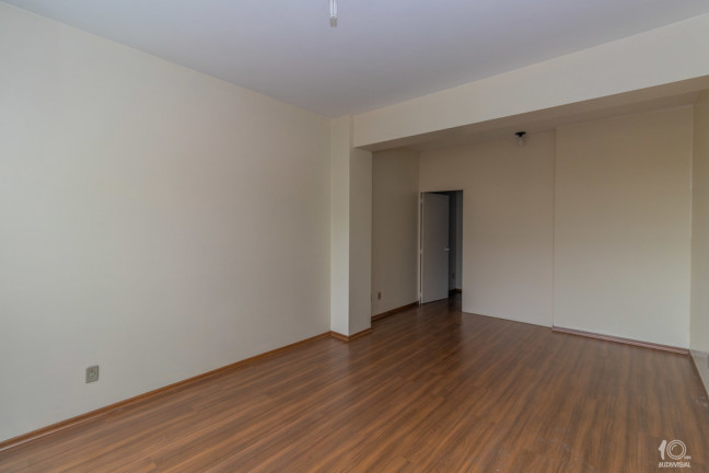 Imagem Sala Comercial à Venda, 39 m² em Independência - Porto Alegre Imagem Sala Comercial à Venda, 39 m² em Independência - Porto Alegre