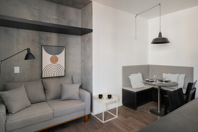 Imagem Imóvel com 1 Quarto à Venda, 32 m² em Centro Histórico - Porto Alegre Imagem Imóvel com 1 Quarto à Venda, 32 m² em Centro Histórico - Porto Alegre
