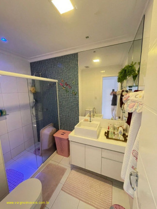 Imagem Imóvel com 4 Quartos à Venda, 180 m² em Pituba - Salvador Imagem Imóvel com 4 Quartos à Venda, 180 m² em Pituba - Salvador