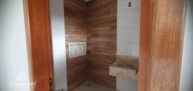 Imagem Casa com 2 Quartos à Venda, 140 m² em Santo Antônio - Campo Grande