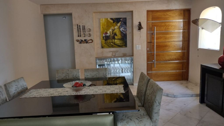 Apartamento com 3 Quartos à Venda, 180 m² em Pitangueiras - Guarujá