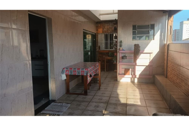 Imagem Sobrado com 3 Quartos à Venda, 495 m² em Vila São Jorge - Guarulhos Imagem Sobrado com 3 Quartos à Venda, 495 m² em Vila São Jorge - Guarulhos