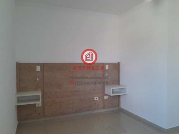 Imagem Casa com 3 Quartos à Venda, 120 m² em Condomínio Residence Club - Jacareí Imagem Casa com 3 Quartos à Venda, 120 m² em Condomínio Residence Club - Jacareí