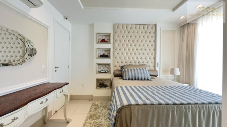 Imagem Apartamento com 3 Quartos à Venda, 232 m² em Dionisio Torres - Fortaleza Imagem Apartamento com 3 Quartos à Venda, 232 m² em Dionisio Torres - Fortaleza