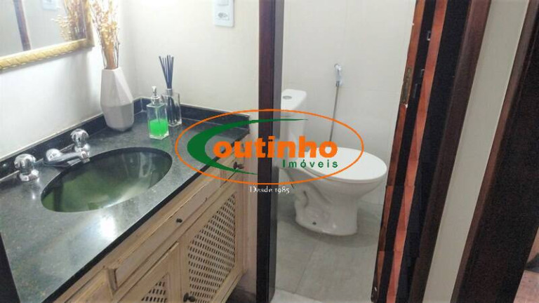 Imagem Casa com 4 Quartos à Venda, 247 m² em Andaraí - Rio De Janeiro Imagem Casa com 4 Quartos à Venda, 247 m² em Andaraí - Rio De Janeiro