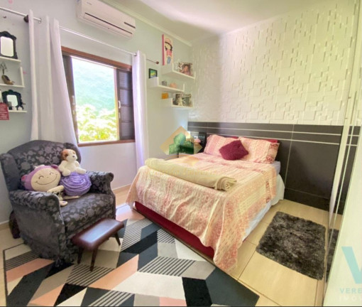 Imagem Sobrado com 3 Quartos à Venda, 166 m² em Horto Florestal - Ubatuba
