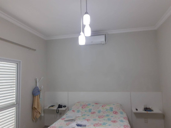 Imagem Casa com 4 Quartos à Venda, 246 m² em Jardim Inconfidência - Uberlândia Imagem Casa com 4 Quartos à Venda, 246 m² em Jardim Inconfidência - Uberlândia