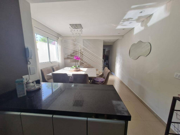 Imagem Casa com 3 Quartos à Venda, 98 m² em Granja Viana - Cotia