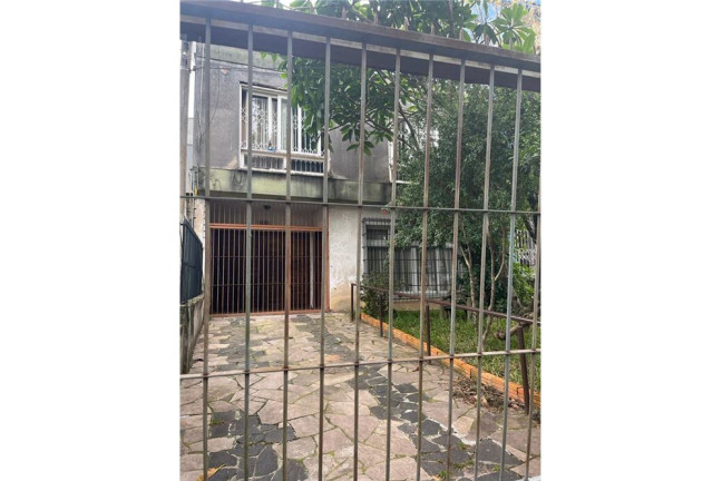 Imagem Casa com 3 Quartos à Venda, 179 m² em Petrópolis - Porto Alegre
