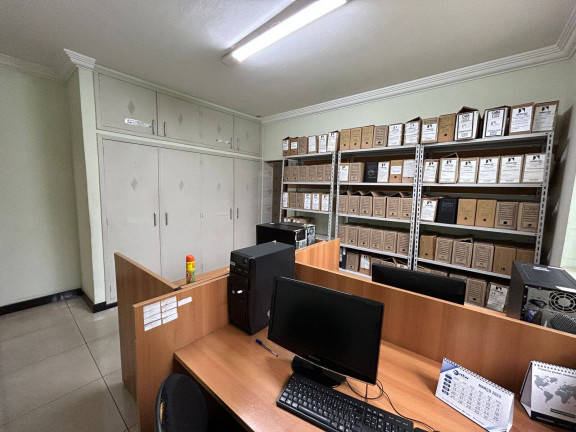 Imagem Casa com 6 Quartos à Venda, 304 m² em Calafate - Belo Horizonte