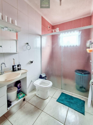 Imagem Casa com 5 Quartos à Venda, 202 m²