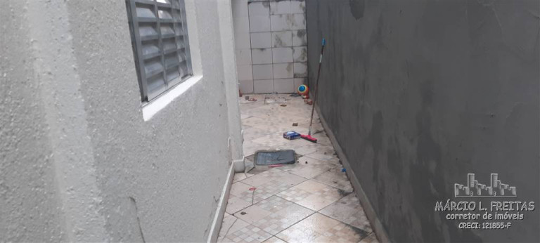Imagem Casa com 2 Quartos à Venda, 46 m² em Vila Margarida - Sao Vicente Imagem Casa com 2 Quartos à Venda, 46 m² em Vila Margarida - Sao Vicente