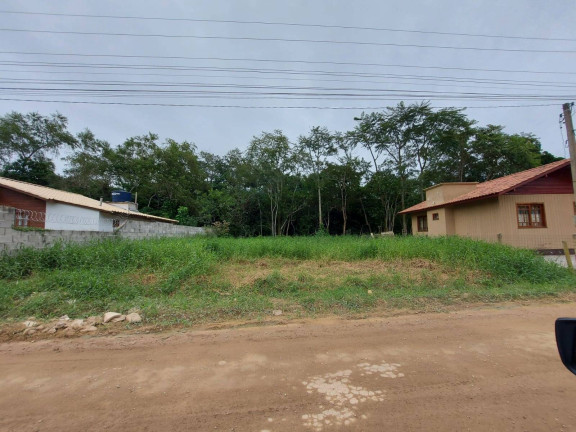Terreno à Venda, 428 m² em Itinga - Tijucas