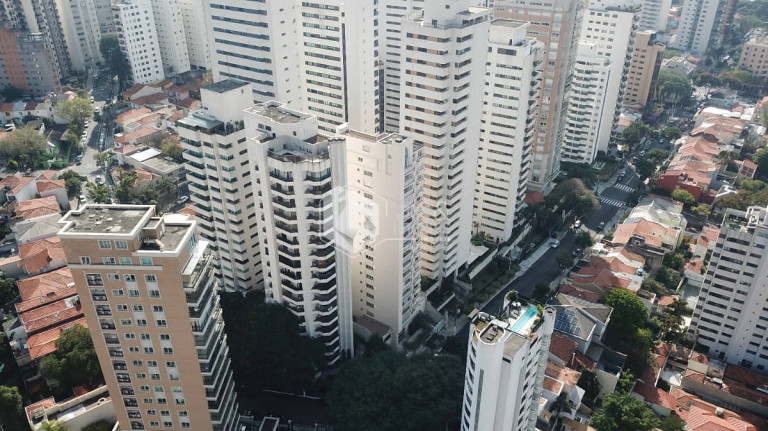 Imagem Apartamento com 4 Quartos à Venda, 184 m² em Aclimação - São Paulo Imagem Apartamento com 4 Quartos à Venda, 184 m² em Aclimação - São Paulo