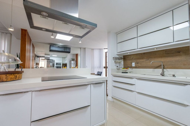 Imagem Apartamento com 3 Quartos à Venda, 114 m² em Centro - Florianópolis