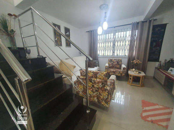 Imagem Sobrado com 3 Quartos à Venda, 142 m² em Hauer - Curitiba
