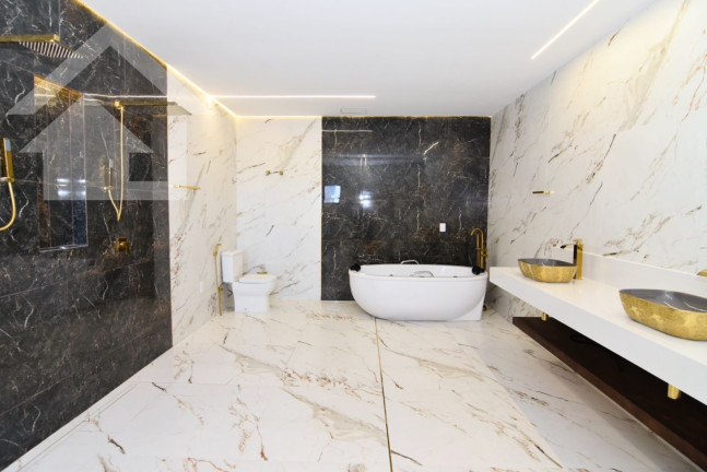 Imagem Casa com 5 Quartos à Venda, 1.288 m² em Barra Da Tijuca - Rio De Janeiro Imagem Casa com 5 Quartos à Venda, 1.288 m² em Barra Da Tijuca - Rio De Janeiro