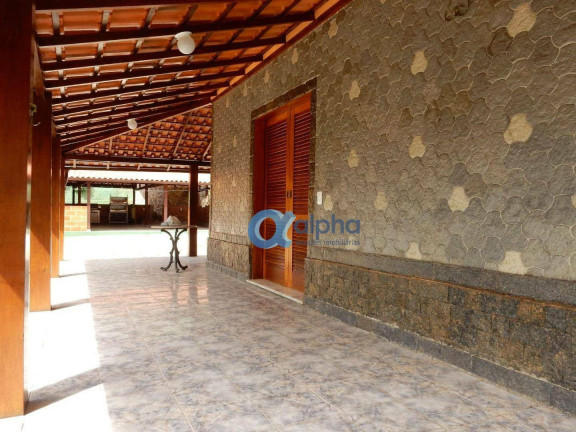 Imagem Casa com 5 Quartos à Venda, 240 m² em Itaipava - Petrópolis Imagem Casa com 5 Quartos à Venda, 240 m² em Itaipava - Petrópolis