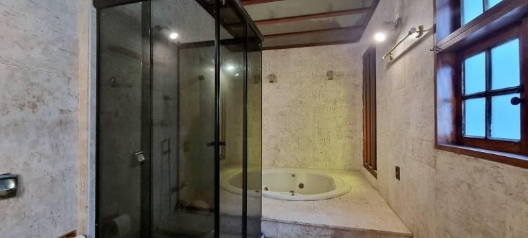 Imagem Casa com 4 Quartos à Venda, 800 m² em Freguesia - Rio De Janeiro Imagem Casa com 4 Quartos à Venda, 800 m² em Freguesia - Rio De Janeiro