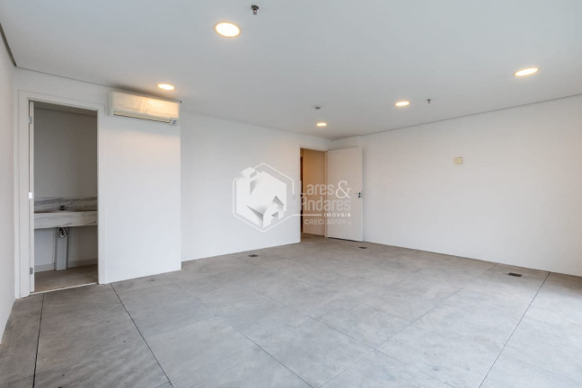 Imagem Sala Comercial à Venda, 48 m² em Santo Amaro - São Paulo Imagem Sala Comercial à Venda, 48 m² em Santo Amaro - São Paulo