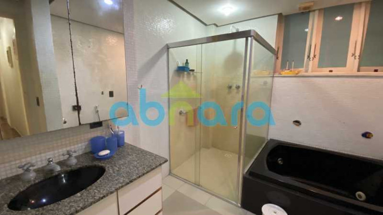 Imagem Apartamento com 2 Quartos à Venda, 95 m² em Copacabana - Rio De Janeiro