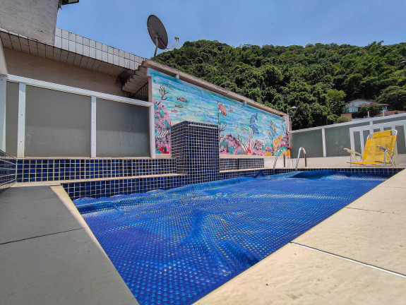 Imagem Casa com 3 Quartos à Venda, 251 m² em Marapé - Santos