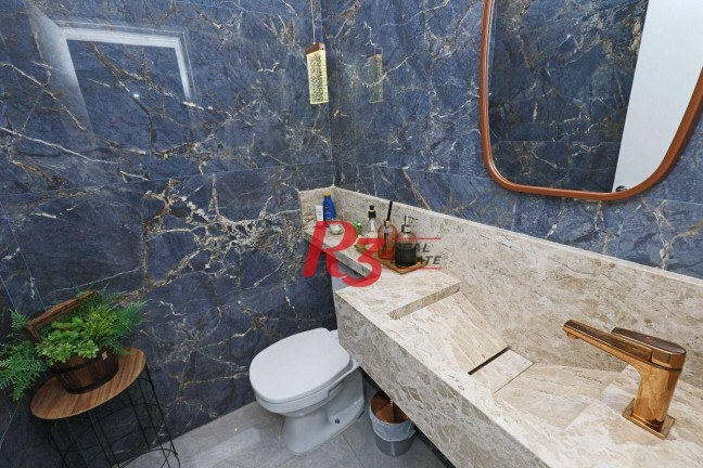 Imagem Casa com 5 Quartos à Venda, 350 m² em Acapulco - Guarujá Imagem Casa com 5 Quartos à Venda, 350 m² em Acapulco - Guarujá
