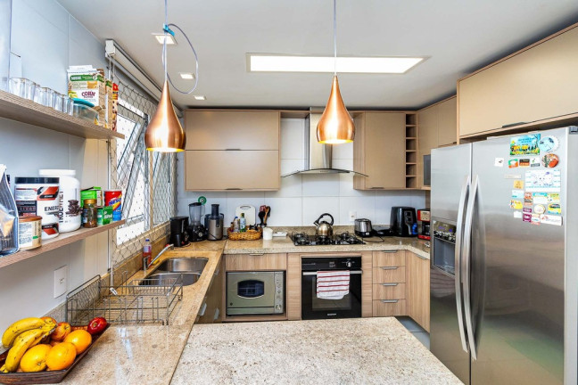 Imagem Apartamento com 3 Quartos à Venda, 137 m² em Rio Branco - Porto Alegre