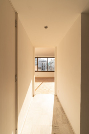 Imagem Imóvel com 4 Quartos à Venda, 368 m² em Rio Branco - Porto Alegre Imagem Imóvel com 4 Quartos à Venda, 368 m² em Rio Branco - Porto Alegre