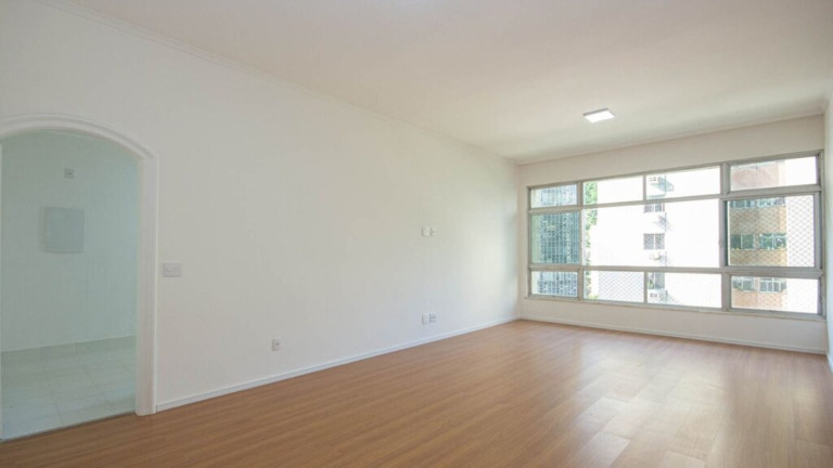 Imagem Imóvel com 3 Quartos à Venda, 119 m² em Lagoa - Rio De Janeiro Imagem Imóvel com 3 Quartos à Venda, 119 m² em Lagoa - Rio De Janeiro