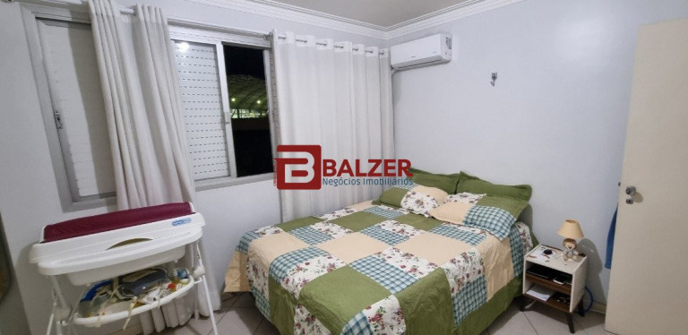 Imagem Apartamento com 1 Quarto à Venda, 61 m² em Centro - Florianópolis
