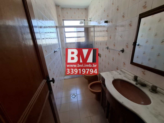 Imagem Apartamento com 3 Quartos à Venda, 105 m² em Ramos - Rio De Janeiro Imagem Apartamento com 3 Quartos à Venda, 105 m² em Ramos - Rio De Janeiro