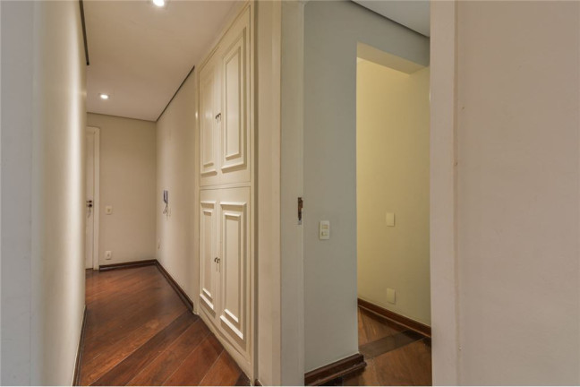 Imagem Imóvel com 4 Quartos à Venda,  em Moema - São Paulo