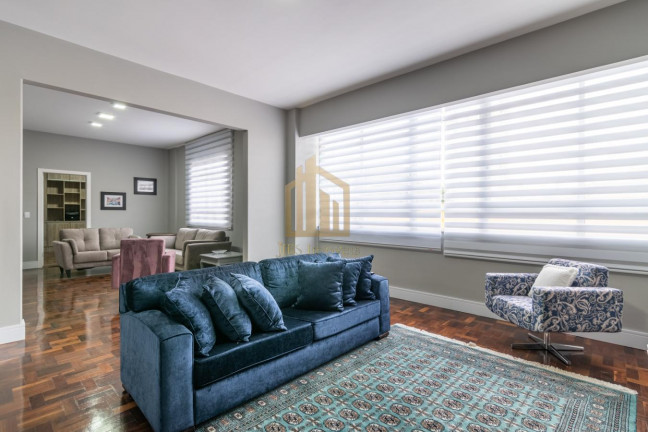 Imagem Apartamento com 3 Quartos à Venda, 165 m² em Centro - Curitiba
