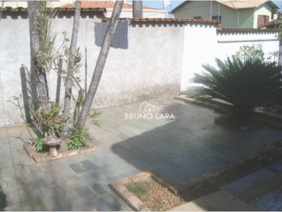 Imagem Casa com 4 Quartos à Venda, 222 m² em Centro - Igarapé Imagem Casa com 4 Quartos à Venda, 222 m² em Centro - Igarapé
