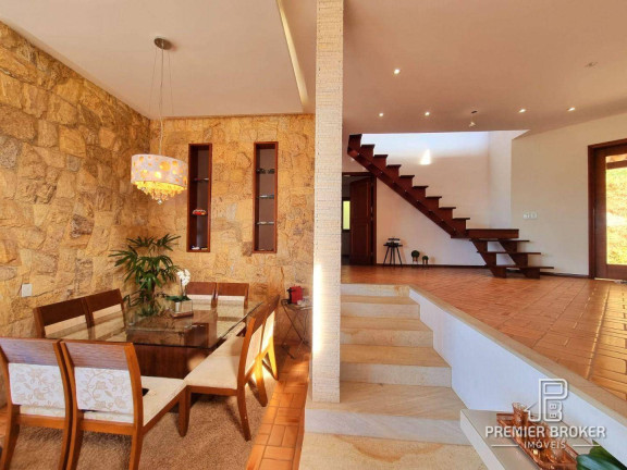 Imagem Casa com 4 Quartos à Venda, 600 m² em Quebra Frascos - Teresópolis Imagem Casa com 4 Quartos à Venda, 600 m² em Quebra Frascos - Teresópolis