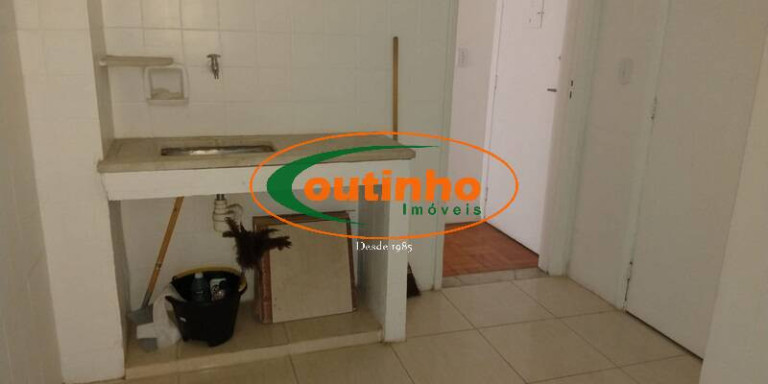 Imagem Apartamento com 2 Quartos à Venda, 58 m² em Grajaú - Rio De Janeiro Imagem Apartamento com 2 Quartos à Venda, 58 m² em Grajaú - Rio De Janeiro