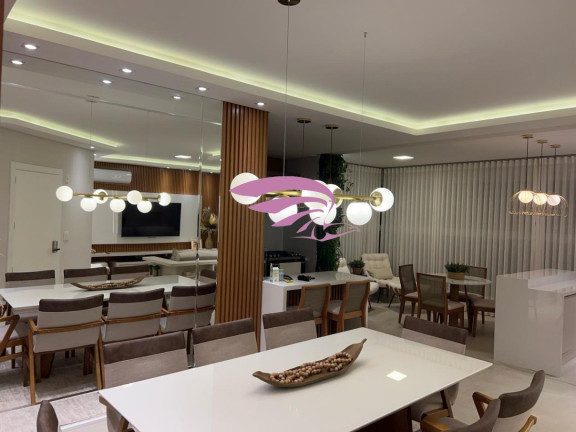 Imagem Imóvel com 4 Quartos à Venda, 165 m² em Meia Praia - Itapema