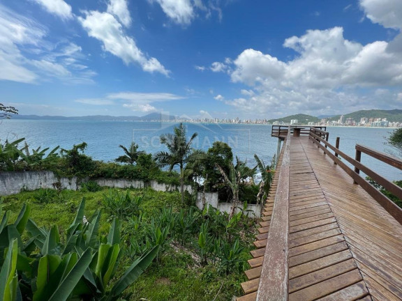 Imagem Casa com 3 Quartos à Venda, 750 m² em Centro - Itapema Imagem Casa com 3 Quartos à Venda, 750 m² em Centro - Itapema