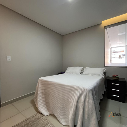 Imagem Casa com 3 Quartos à Venda, 123 m²