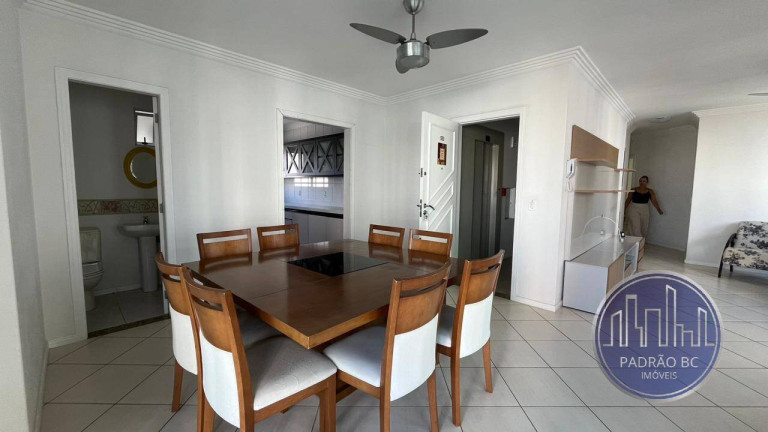 Imagem Cobertura com 3 Quartos à Venda, 180 m² em Centro - Balneário Camboriú