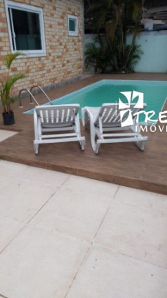 Imagem Casa com 3 Quartos à Venda, 230 m² em Condomínio Arujá Country Club - Arujá Imagem Casa com 3 Quartos à Venda, 230 m² em Condomínio Arujá Country Club - Arujá