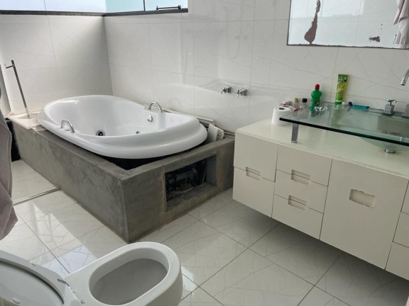 Imagem Sobrado com 4 Quartos à Venda, 340 m² em Jardim Residencial Suzano - Suzano Imagem Sobrado com 4 Quartos à Venda, 340 m² em Jardim Residencial Suzano - Suzano