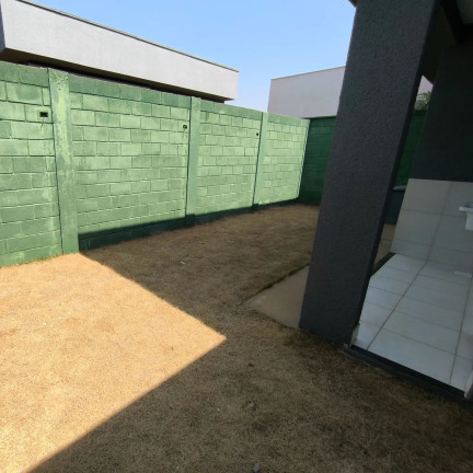 Imagem Imóvel com
3 Quartos à Venda, 88 m² em
Chacara Sao Pedro -
Aparecida De Goiania Imagem Imóvel com
3 Quartos à Venda, 88 m² em
Chacara Sao Pedro -
Aparecida De Goiania