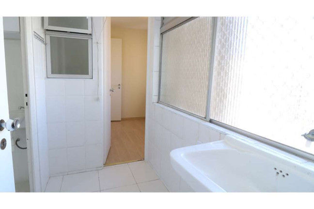 Imagem Imóvel com 3 Quartos à Venda, 64 m² em Vila Andrade - São Paulo
