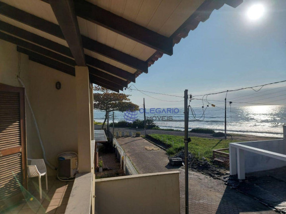 Imagem Sobrado com 3 Quartos à Venda, 400 m² em Centro - Penha Imagem Sobrado com 3 Quartos à Venda, 400 m² em Centro - Penha