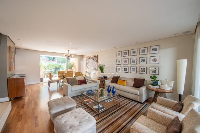 Imagem Casa com 3 Quartos à Venda, 472 m² em Brooklin - São Paulo Imagem Casa com 3 Quartos à Venda, 472 m² em Brooklin - São Paulo