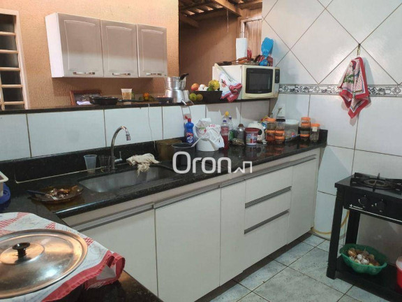 Imagem Casa com 4 Quartos à Venda, 270 m² em Jardim Clarissa - Goiânia Imagem Casa com 4 Quartos à Venda, 270 m² em Jardim Clarissa - Goiânia