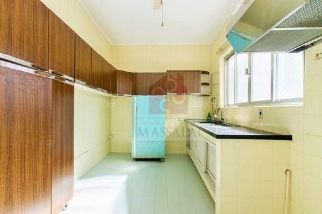 Imagem Apartamento com 3 Quartos à Venda, 174 m² em Centro - Porto Alegre Imagem Apartamento com 3 Quartos à Venda, 174 m² em Centro - Porto Alegre