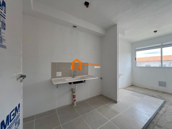 Apartamento com 2 Quartos à Venda,  em Itaperi - Fortaleza